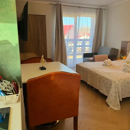 Krolewna Sniezka Ii * 斯克拉斯卡波伦巴